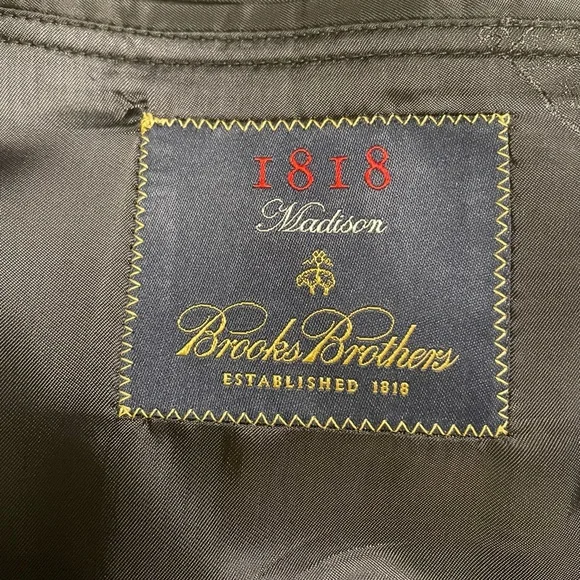 Brooks Brothers Men’s 100% Wool Suit